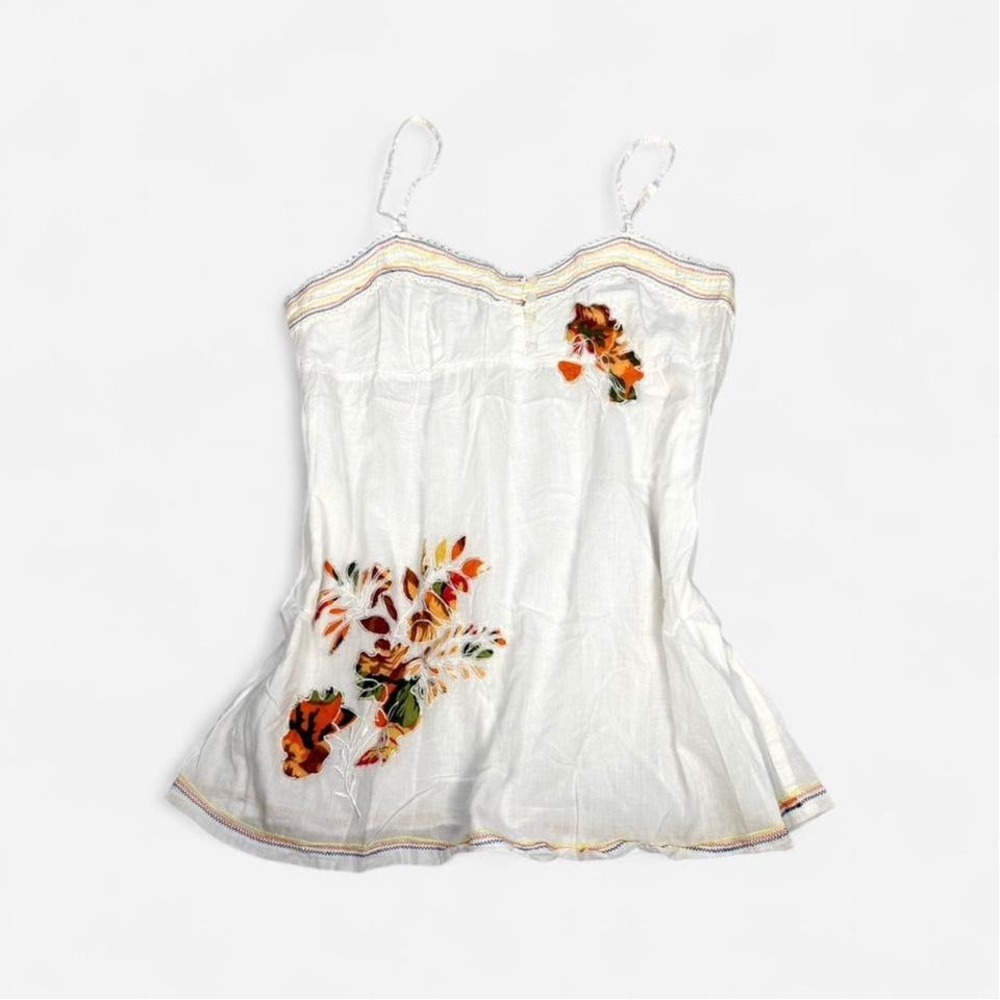 Vintage y2k white fairy cottagecore babydoll tank top blouse floral embroidery